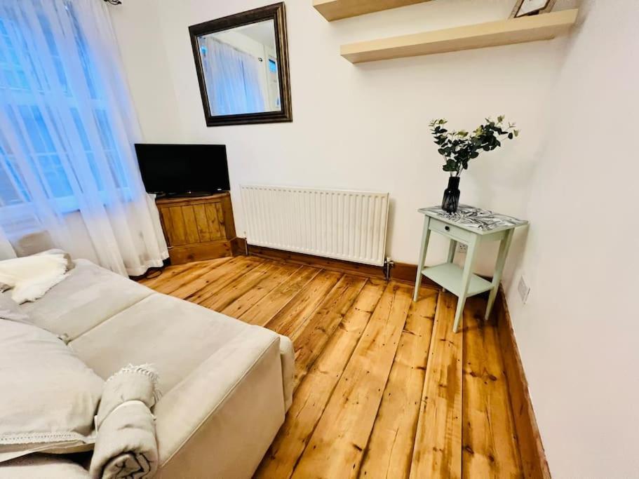 Cosy Cottage In Central Reading Free Parking & Fast Wifi Eksteriør billede