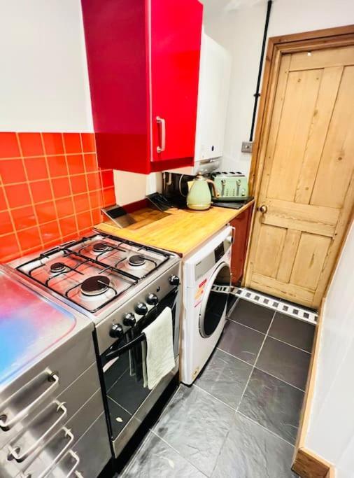Cosy Cottage In Central Reading Free Parking & Fast Wifi Eksteriør billede